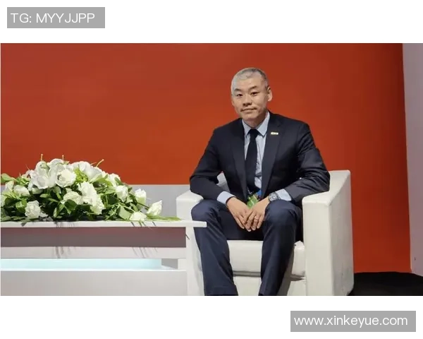 滑板与梦想交织的旅程：王磊的深度对话与人生探索